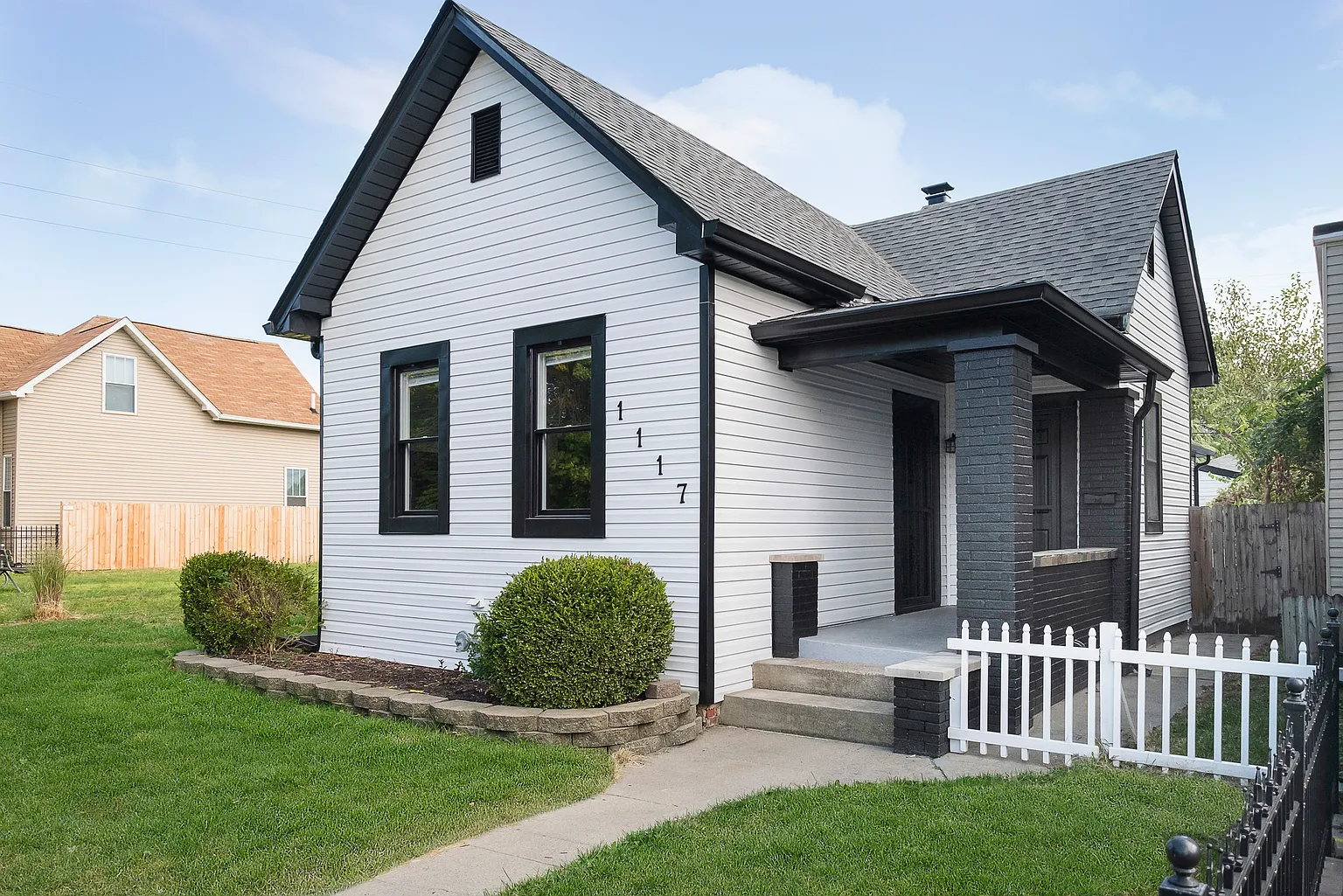 1117 Church St photo 1