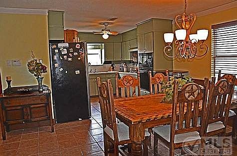 5th image of 3928 Emerald Oaks Dr