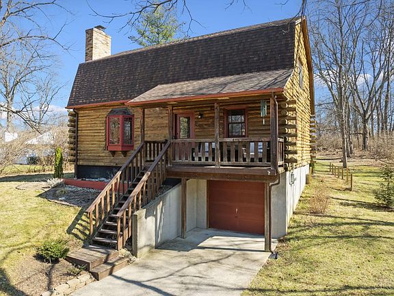 4th image of 1054 Eight Mile Rd