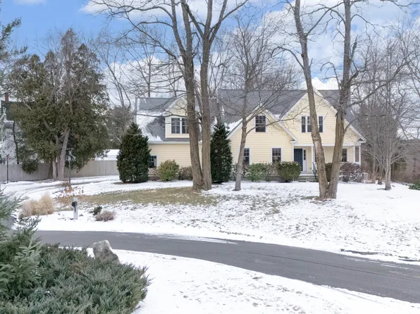 12 Heritage Court, Portland, ME 04102