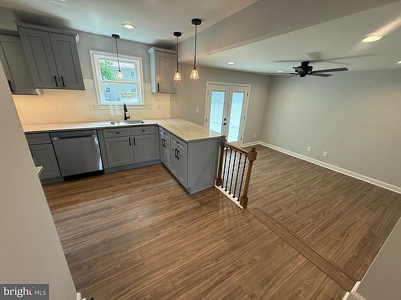 2nd image of 2914 Adams Dr