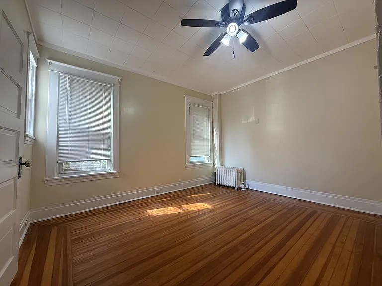 22 Pawling Ave — Photo 11