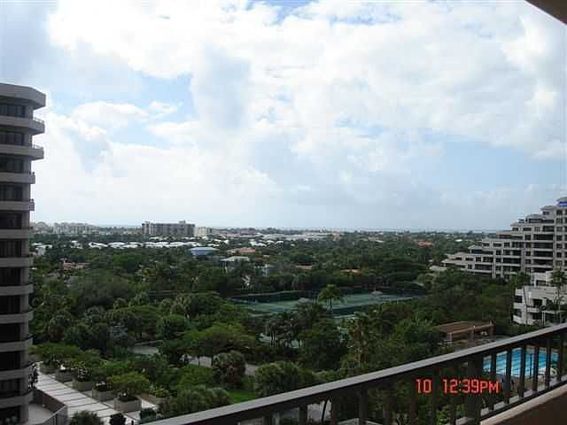 1st image of 251 Crandon Blvd APT 824