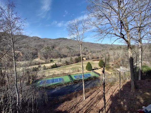 24 Pine Blf #18, Whittier, NC 28789