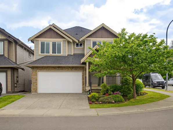 8090 209th St, Langley, BC V2Y 0R2
