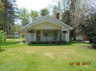 23894 Edison Rd, South Bend, IN 46628