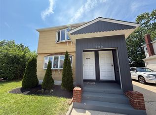 200 Nassau Ln FLOOR 2, Island Park, NY 11558