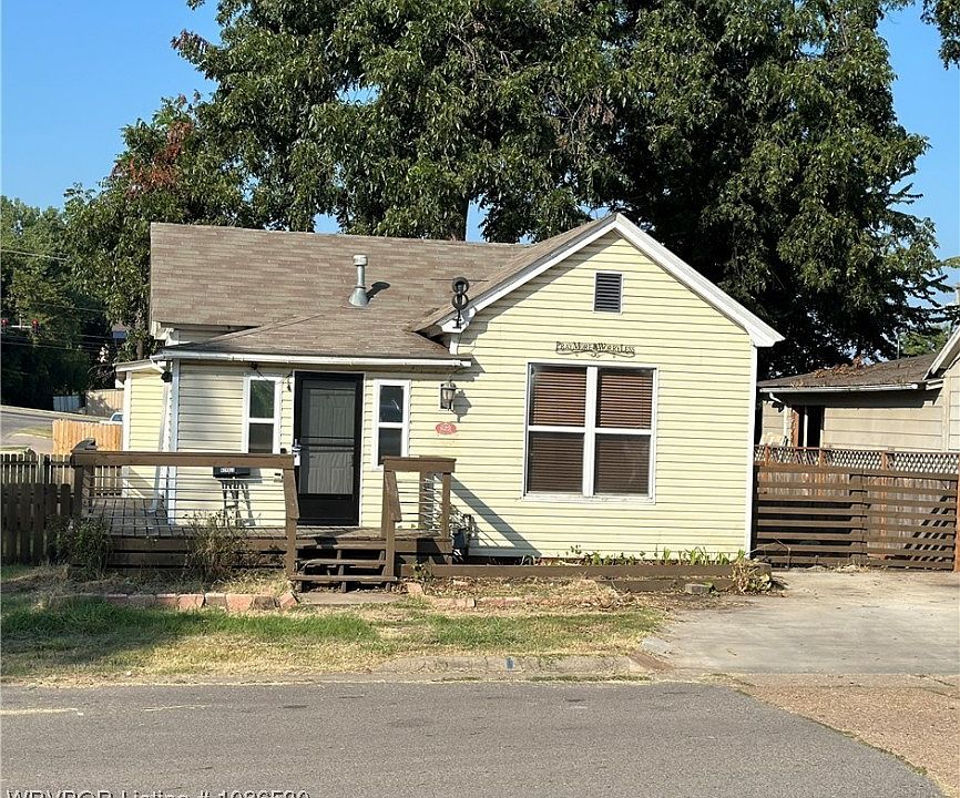 1st image of 622 S 6th St
