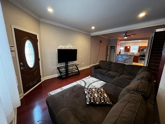 3rd image of 3447 Tilton St #A