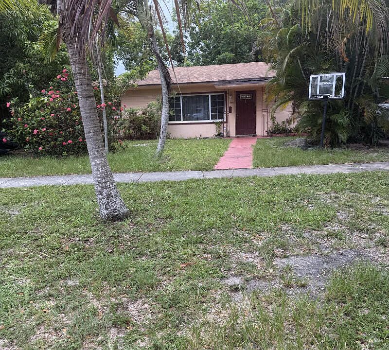 1st image of 15100 NE 13th Avenue
