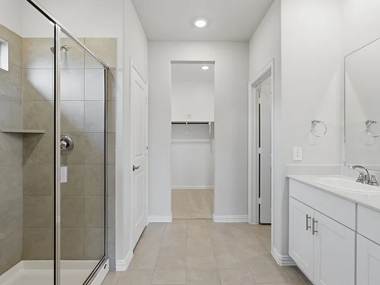 501 Green Gables Dr — Photo 6