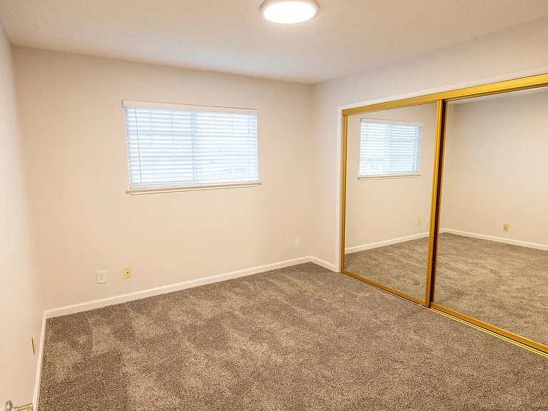 609 Poinsettia Ave — Photo 25