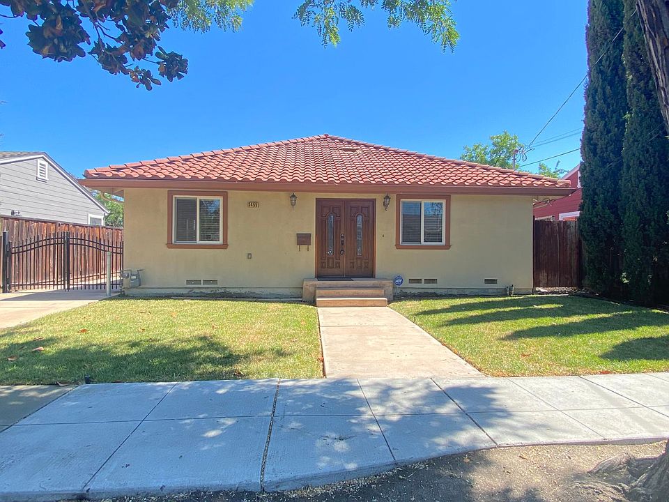 1st image of 3455 Park Blvd