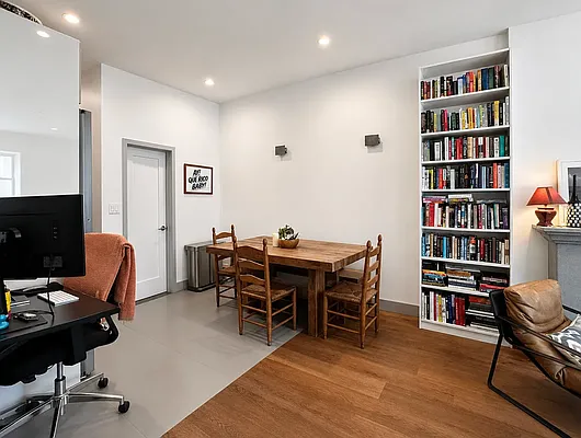 Dining area, photo 1