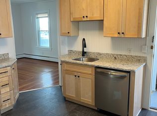 9 Summer St #1R, Northampton, MA 01060
