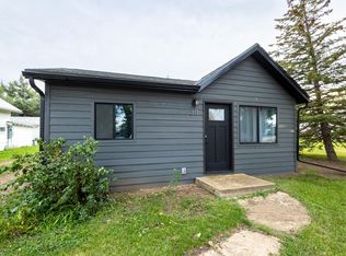 311 6th St, Newell, SD 57760