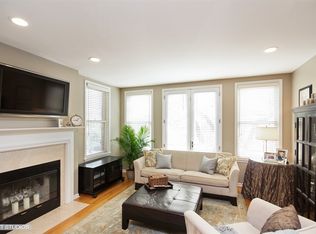3310 N Kenmore Ave APT 2N, Chicago, IL 60657