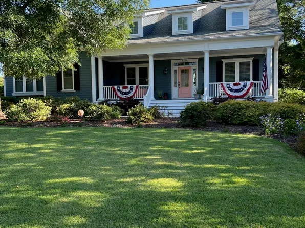 6231 Pebble Shore Lane, Southport, NC 28461
