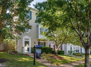 10255 Magnolia Grove Dr, Manassas, VA 20110