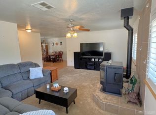 22477 Zurich Dr, Tehachapi, CA 93561