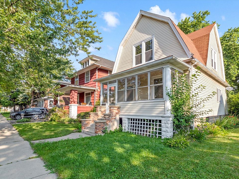 1st image of 2432 W Cochran St