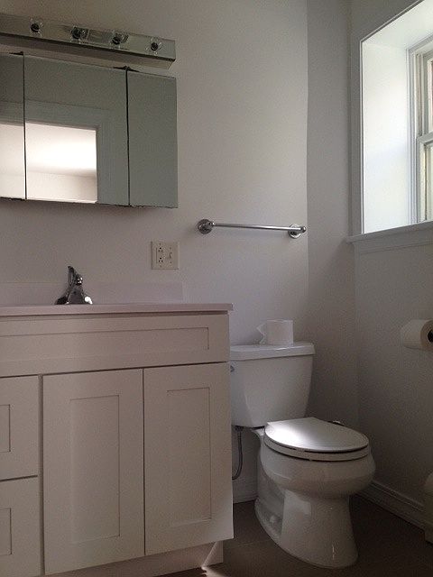 2nd image of 371 3rd St APT 1R