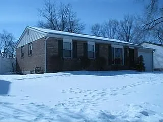 5047 Chipman Dr photo 1