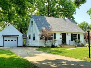 1710 W Downer Pl, Aurora, IL 60506