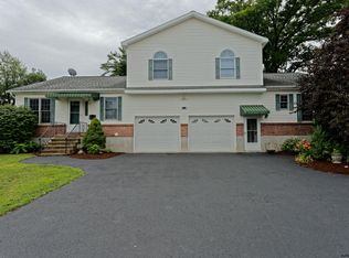 2133 Greenpoint Ave, Schenectady, NY 12303