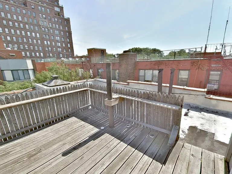 218 Avenue A #R4WF — Photo 7