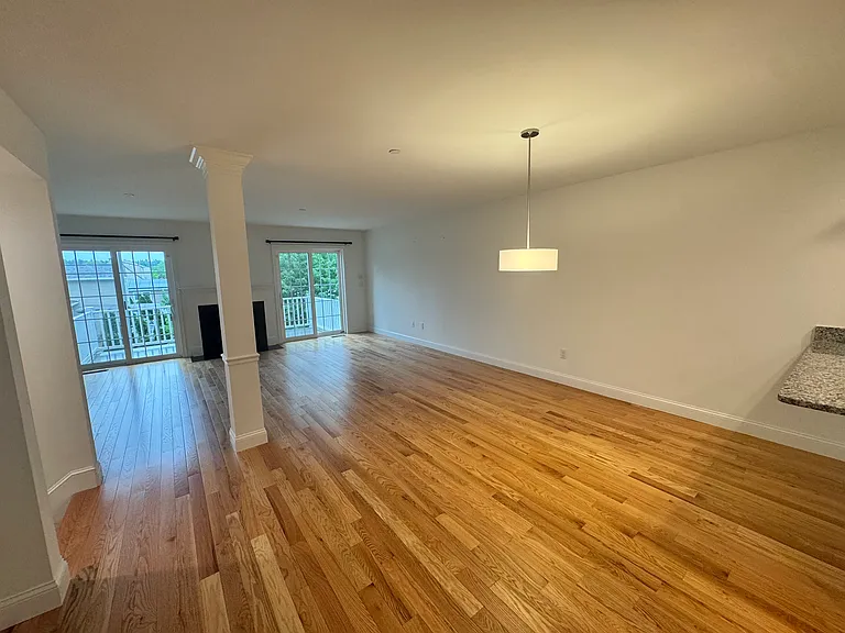 18 Dumaine Ave #C — Photo 3