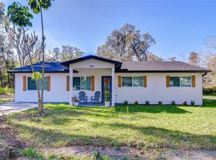 909 Lake Charles Cir, Lutz, FL 33548