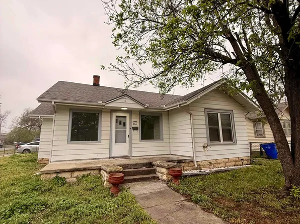 904 N Madison St, Junction City, KS 66441
