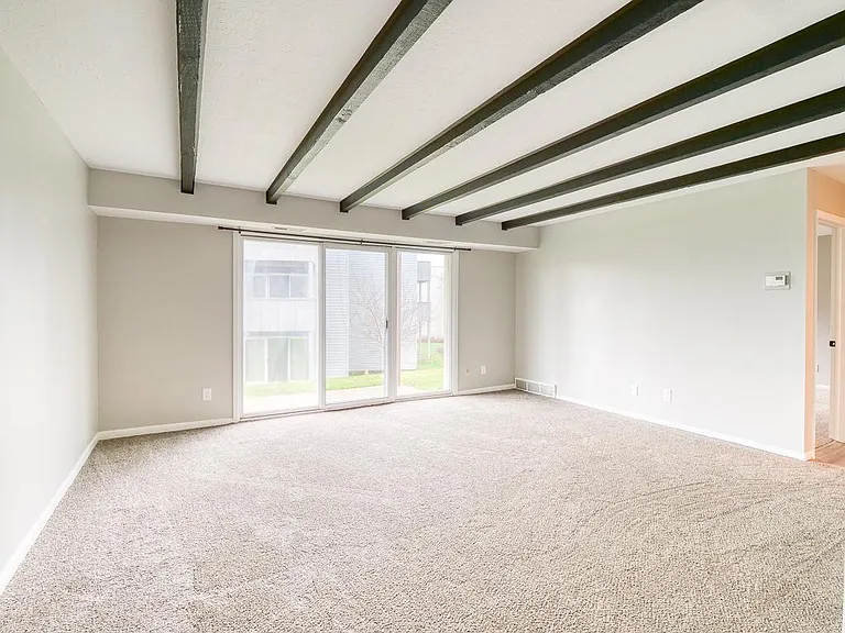 1675 Cedarwood Dr #B — Photo 8