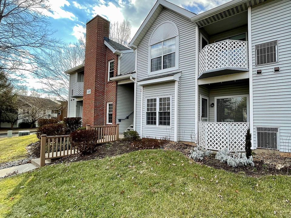 1st image of 505 Diamond Dr