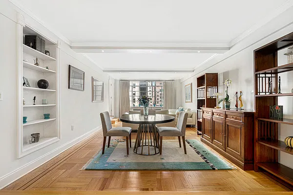 Sold by Compass | media 4