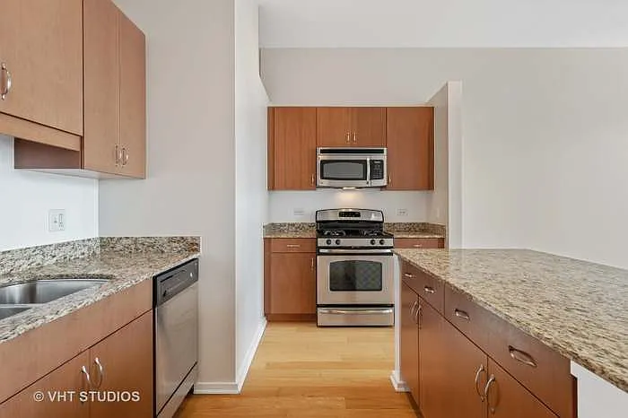 65 E Monroe St #4407 — Photo 4