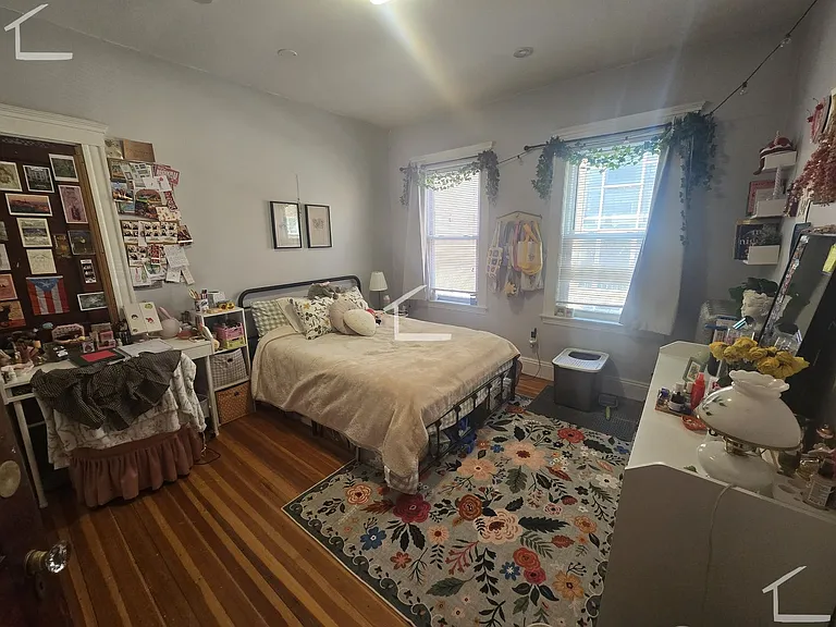 214 Kelton St — Photo 13