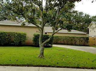 2747 Colony Dr, Sugar Land, TX 77479