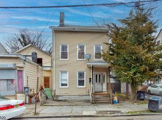 78 Arch St, Paterson, NJ