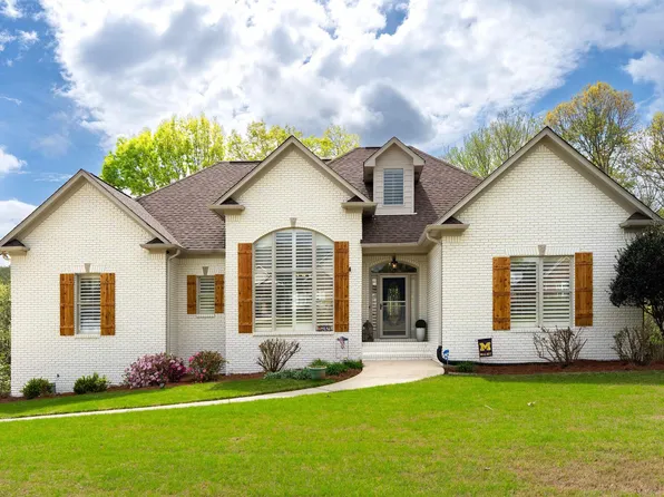 2752 Oakleaf Cir, Helena, AL 35022