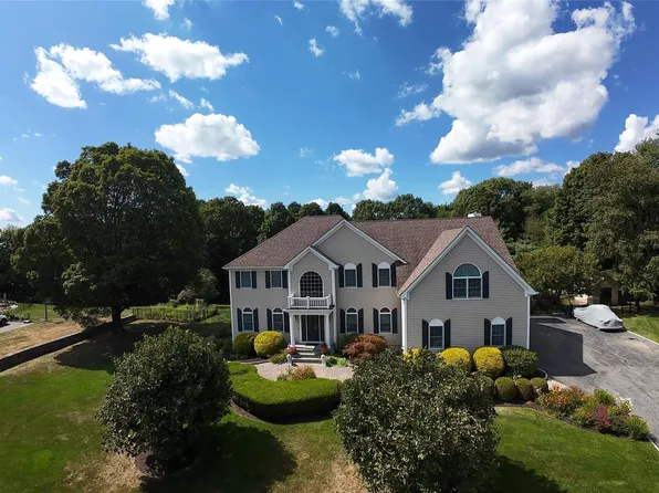 27 Kaitlin Drive, Mahopac, NY 10541