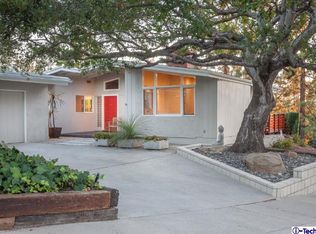 260 Glenullen Dr, Pasadena, CA 91105