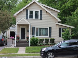 651 N Evergreen St, Plymouth, MI 48170