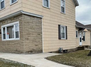 2330 Main St #1, Peru, IL 61354