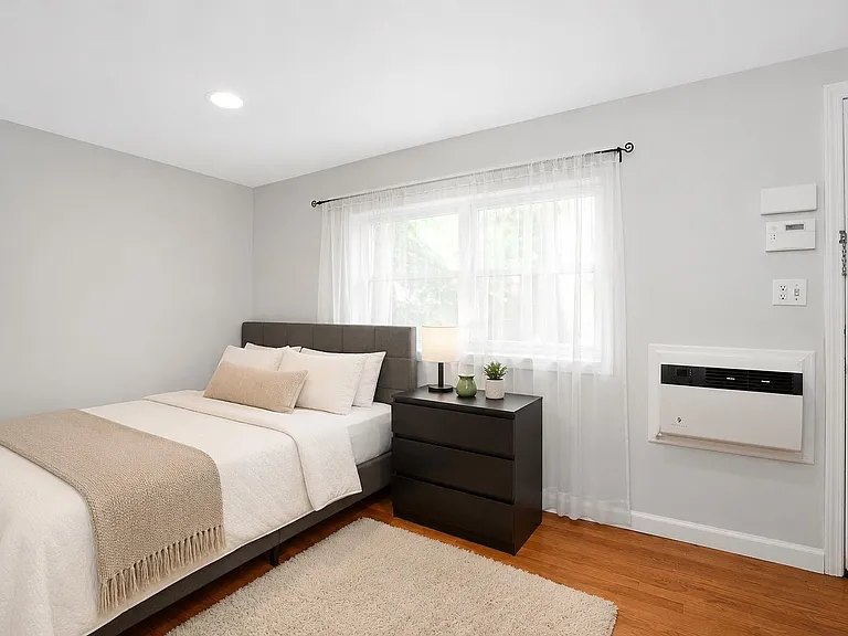 519 Willow Ave #2 — Photo 12
