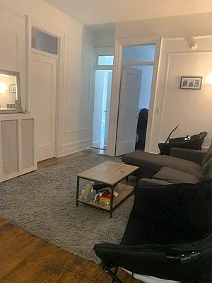 Rented by M.Grossman R.E. Management | media 15