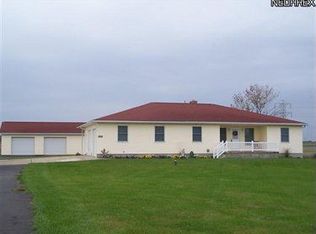 2427 Kidron Rd, Orrville, OH 44667