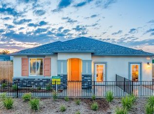 2040 N. Hall Ct., Visalia, CA 93291