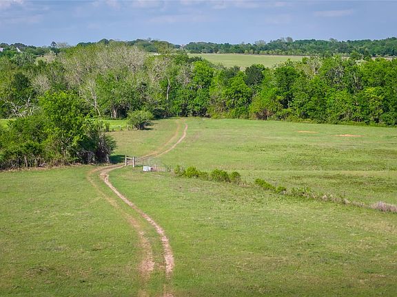 4th image of 4201 Krueger Rd